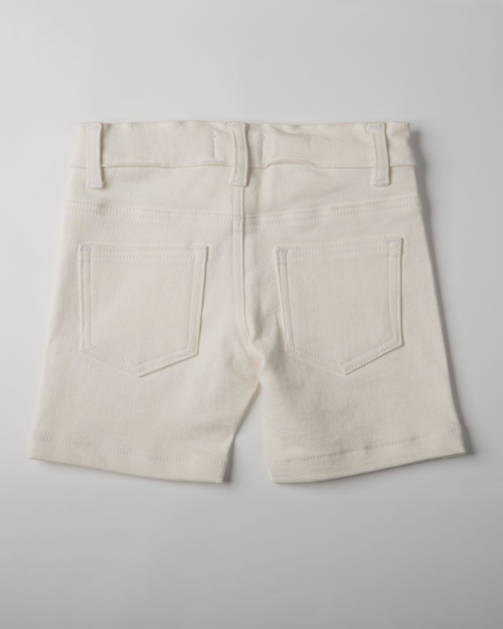 WHITE SHORTS