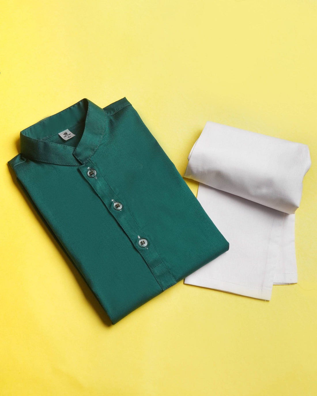 GREEN KURTA AND WHITE TROUSER