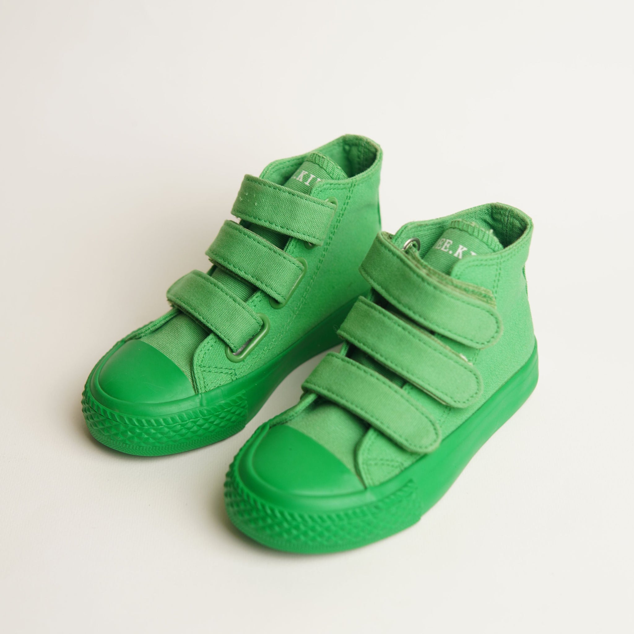 SOLID SNEEKS - GREEN