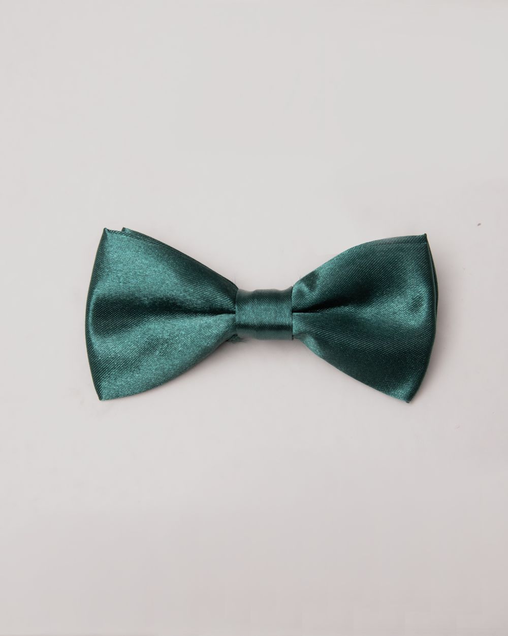 GREEN BOWTIE
