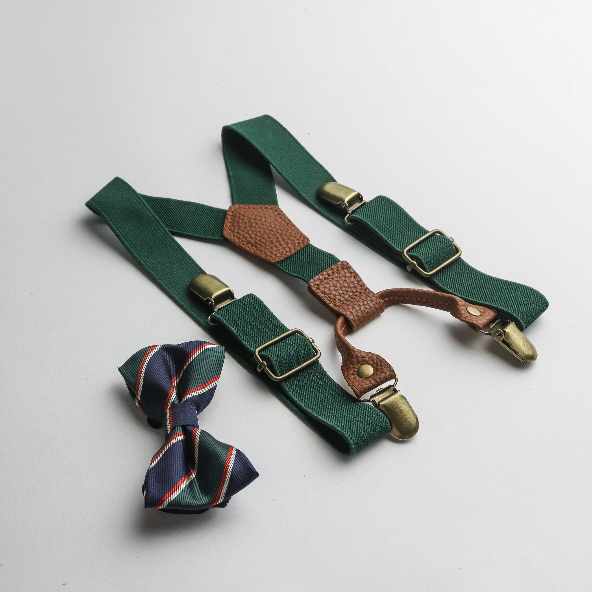 DARK GREEN SUSPENDER & PRINTED BOW TIE