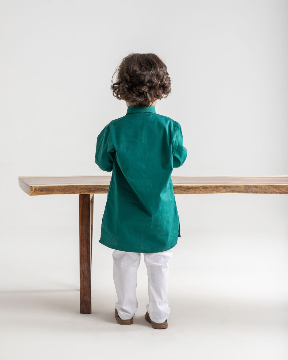 GREEN KURTA AND WHITE TROUSER